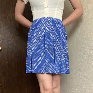 🛍️ Oldnavy blue & white skirt elastic waist